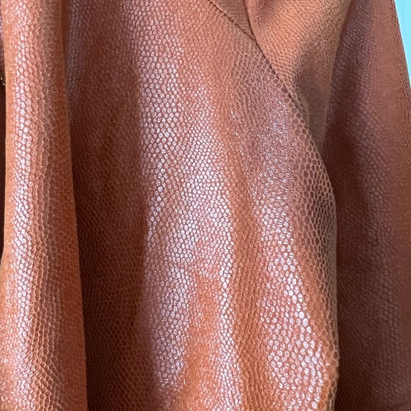 GUESS cropped jacket - Picture 5 of 6